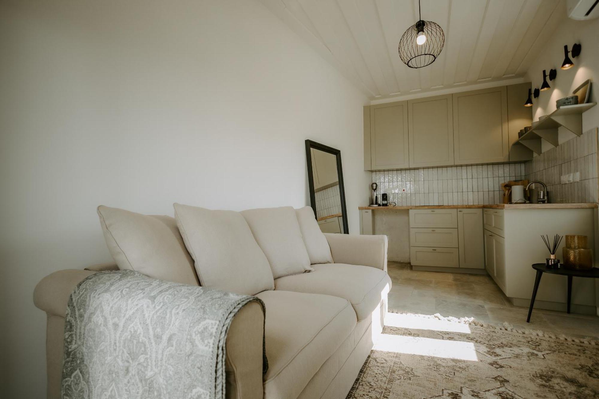 Smaragda'S Guest Rooms Lemesós Eksteriør bilde